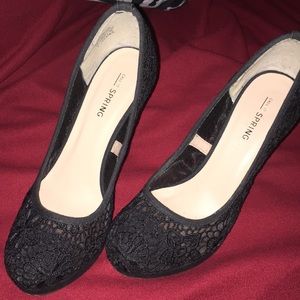 Black Lace Pumps